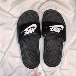 Nike slides